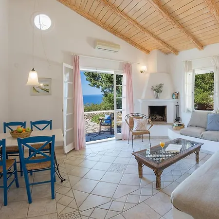 Agios Nikitas Villas