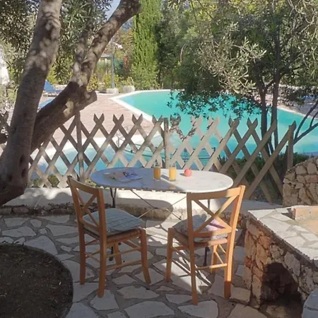 Agios Nikitas Villas *
