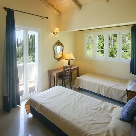 Agios Nikitas Villas