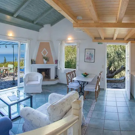 Agios Nikitas Villas Βίλα