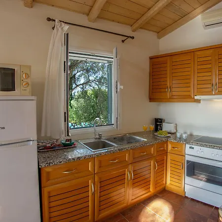 Agios Nikitas Villas * Άγιος Νικήτας