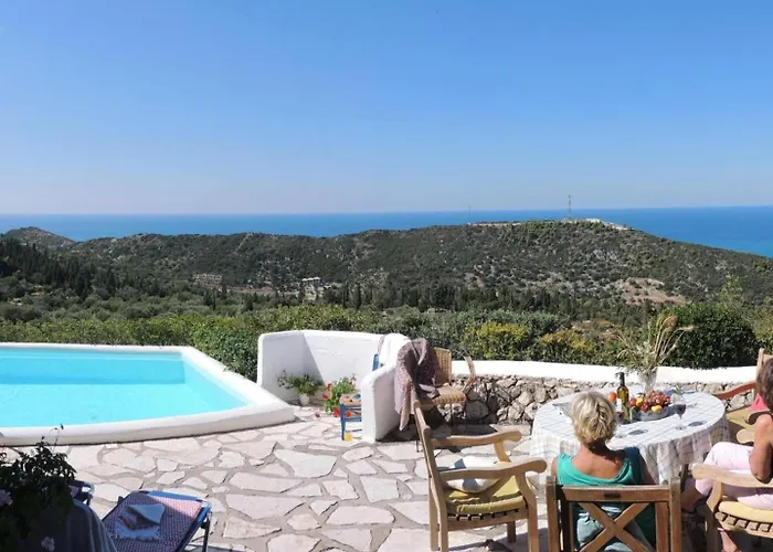 Villa Agios Nikitas Villas *