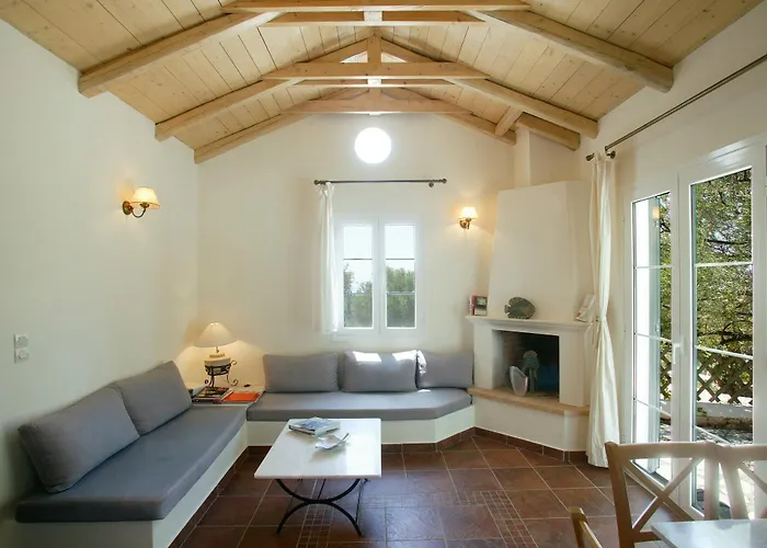 Villa Agios Nikitas Villas