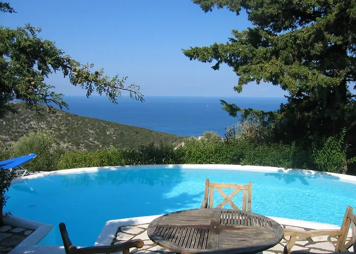 Agios Nikitas Villas *